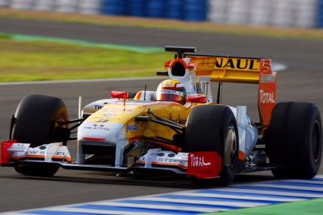 Renault bliver i Formel 1 - måske med kinesisk kører i 2010